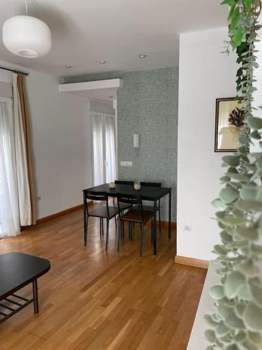 Apto Junto Catedral Y Maestranza Appartement